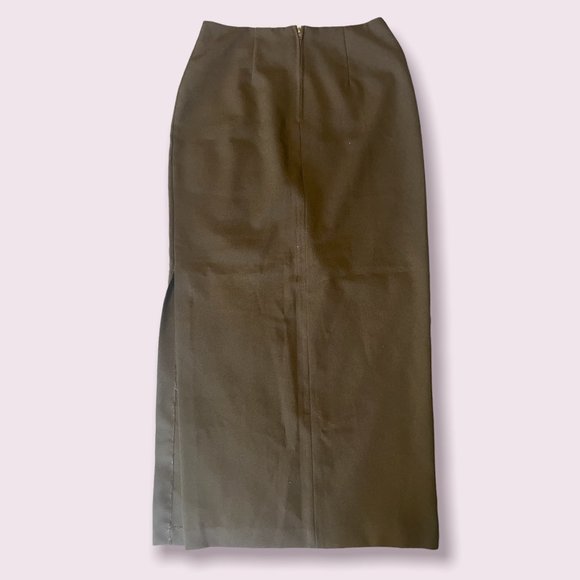 ⭐️ NWT PARISCOPE SKIRT ⭐️ - Picture 1 of 7